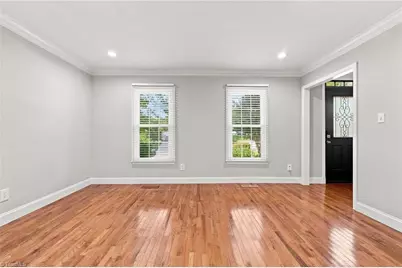 105 Peach Orchard Drive, Greensboro, NC 27455 - Photo 6