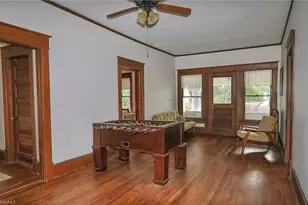 418 W Main St, Elkin, NC 28621 - Photo 32