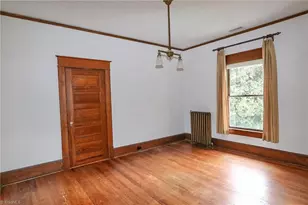 418 W Main St, Elkin, NC 28621 - Photo 36