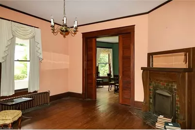 418 W Main Street, Elkin, NC 28621 - Photo 12