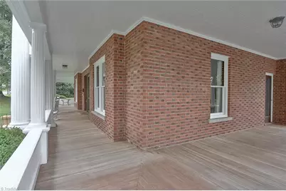 418 W Main Street, Elkin, NC 28621 - Photo 38