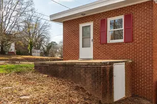 703 Wicker St, Burlington, NC 27217 - Photo 24