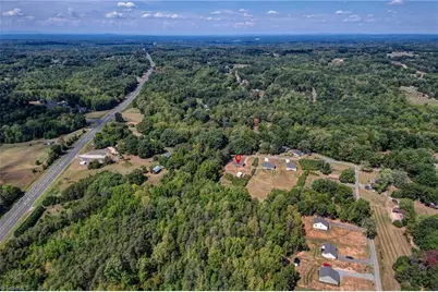 802 Strawberry Road, Reidsville, NC 27320 - Photo 44