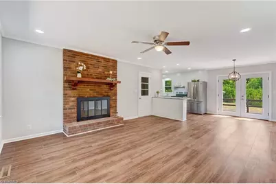 802 Strawberry Road, Reidsville, NC 27320 - Photo 12