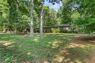 386 Broad St, Denton, NC 27239 - Photo 2