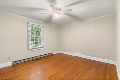 386 Broad Street, Denton, NC 27239 - Photo 32