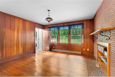 386 Broad Street, Denton, NC 27239 - Photo 20