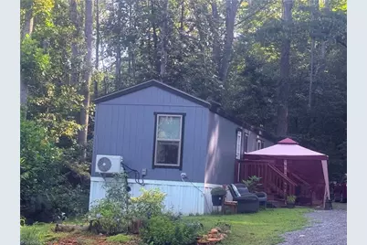 2828 E Pine Street, Mount Airy, NC 27030 - Photo 4