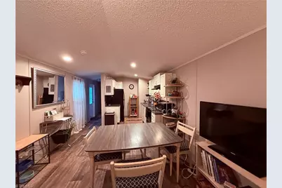 2828 E Pine Street, Mount Airy, NC 27030 - Photo 14