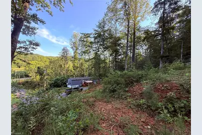 2828 E Pine Street, Mount Airy, NC 27030 - Photo 22