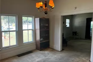 207 Summit St, Walnut Cove, NC 27052 - Photo 10