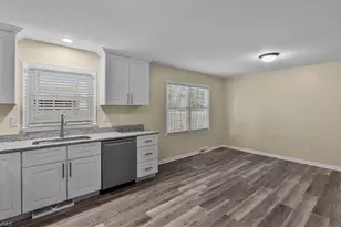 606 Pleasant Dr, Greensboro, NC 27410 - Photo 12