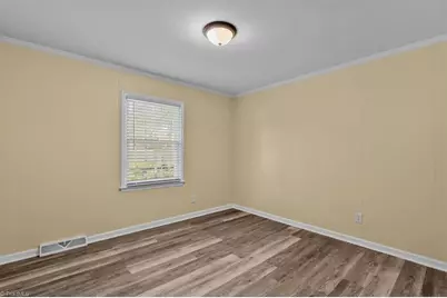 606 Pleasant Drive, Greensboro, NC 27410 - Photo 22