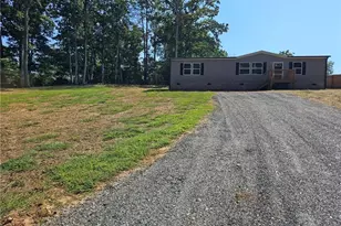 116 Brookfield Dr, Mount Airy, NC 27030 - Photo 2