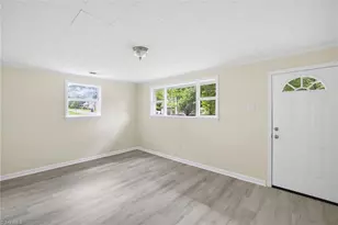 214 Cedar St, Eden, NC 27288 - Photo 8
