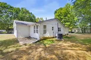 214 Cedar St, Eden, NC 27288 - Photo 28