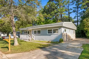 2220 Bradley St, Greensboro, NC 27406 - Photo 2