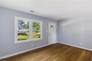 201 Wedgewood Dr, Jamestown, NC 27282 - Photo 4