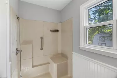 201 Wedgewood Drive, Jamestown, NC 27282 - Photo 16