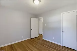 201 Wedgewood Dr, Jamestown, NC 27282 - Photo 18