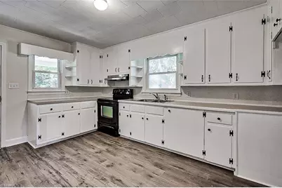 3120 Nc Highway 62 E, Liberty, NC 27298 - Photo 8