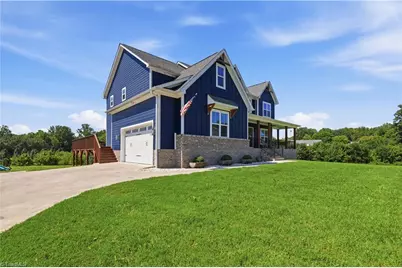 180 Eagle's Landing Lane, Mocksville, NC 27028 - Photo 2