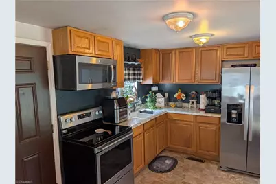 661 Eden Road, Stoneville, NC 27048 - Photo 10