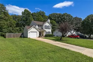 603 Summerwalk Rd, Greensboro, NC 27455 - Photo 4