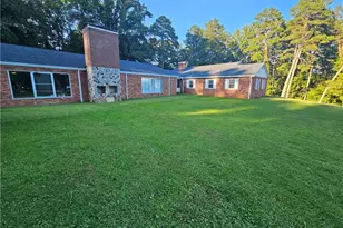 143 James St, Elkin, NC 28621 - Photo 28