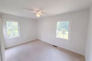 3221 Meadow Ln, Winston-Salem, NC 27107 - Photo 10
