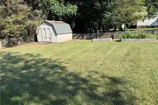2017 Pembrooke Forest Dr, Winston-Salem, NC 27106 - Photo 30