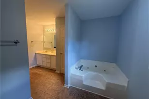 2017 Pembrooke Forest Dr, Winston-Salem, NC 27106 - Photo 18