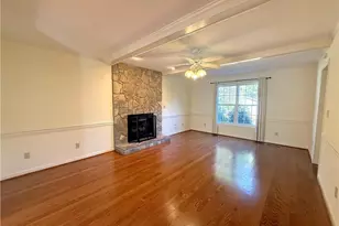 2017 Pembrooke Forest Dr, Winston-Salem, NC 27106 - Photo 8