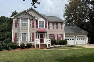 2017 Pembrooke Forest Dr, Winston-Salem, NC 27106 - Photo 1