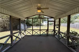 2017 Pembrooke Forest Dr, Winston-Salem, NC 27106 - Photo 12