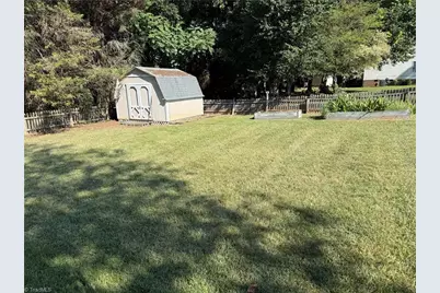 2017 Pembrooke Forest Drive, Winston-Salem, NC 27106 - Photo 20