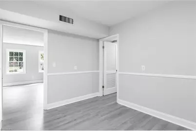 18 Forsyth Street, Thomasville, NC 27360 - Photo 8