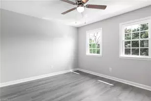 18 Forsyth St, Thomasville, NC 27360 - Photo 4