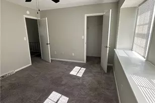 26 Forsyth St, Thomasville, NC 27360 - Photo 6