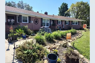 727 Cody Trail, Dobson, NC 27917 - Photo 2