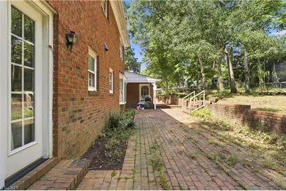 1702 Westminster Drive, Greensboro, NC 27410 - Photo 34