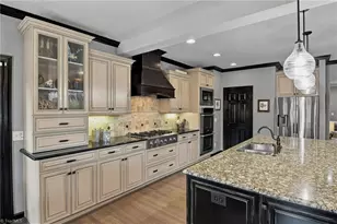 4610 Century Oaks Ln, Winston-Salem, NC 27106 - Photo 10