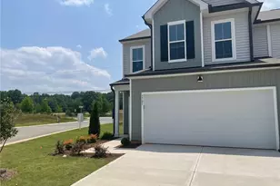3701 Feltham Ln, Greensboro, NC 27282 - Photo 2