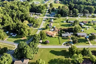 403 E McPherson Dr, Mebane, NC 27302 - Photo 32