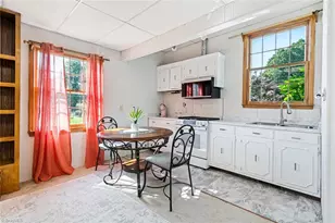 403 E McPherson Dr, Mebane, NC 27302 - Photo 28
