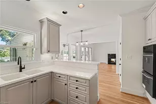 5305 Coveview Ct, Greensboro, NC 27407 - Photo 14