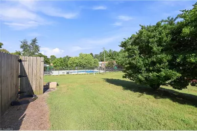 420 Herndon Drive, Winston-Salem, NC 27104 - Photo 36