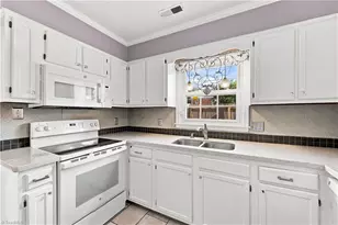 420 Herndon Dr, Winston-Salem, NC 27104 - Photo 10