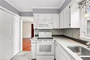 420 Herndon Dr, Winston-Salem, NC 27104 - Photo 12
