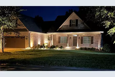 8206 Arbor Ridge Lane, Clemmons, NC 27012 - Photo 2